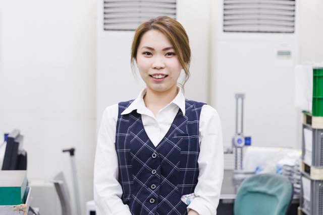 嵩下　栞 | 新卒採用